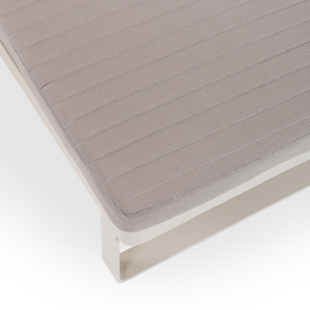 Sun lounger(194 X 67 X 95)